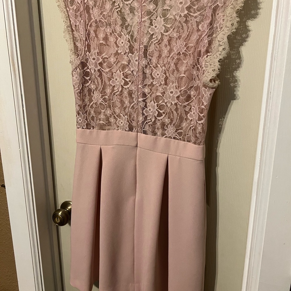 BCBGeneration Blush Lace V-Neck Dress – Size 10 - Picture 4 of 7